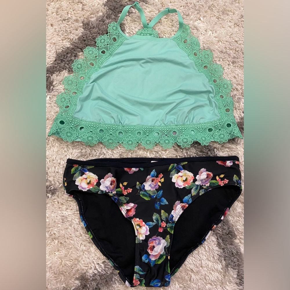 Swim suit set